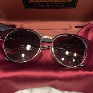 Women’s Gucci  Sunglasses